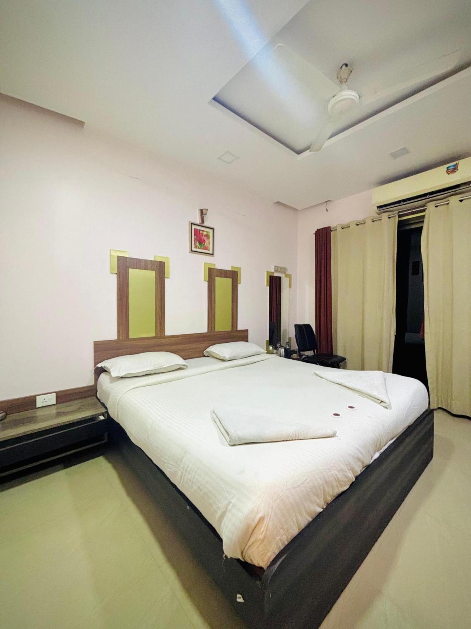Hotel Laxmi Residency Lonavla Exterior foto