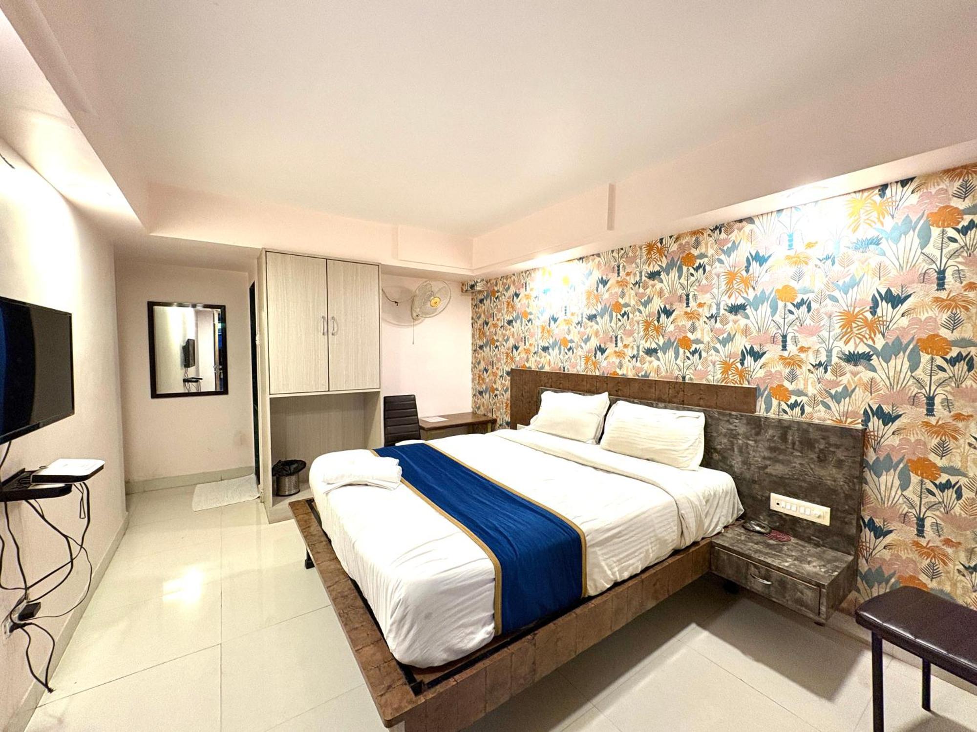 Hotel Laxmi Residency Lonavla Exterior foto