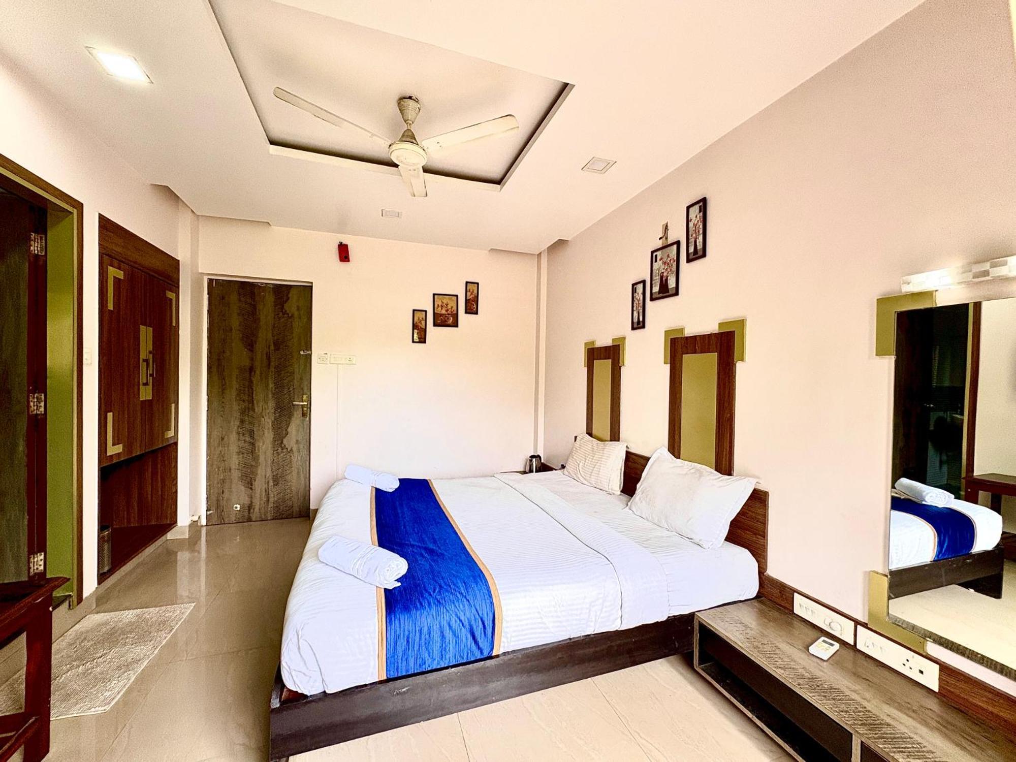 Hotel Laxmi Residency Lonavla Exterior foto